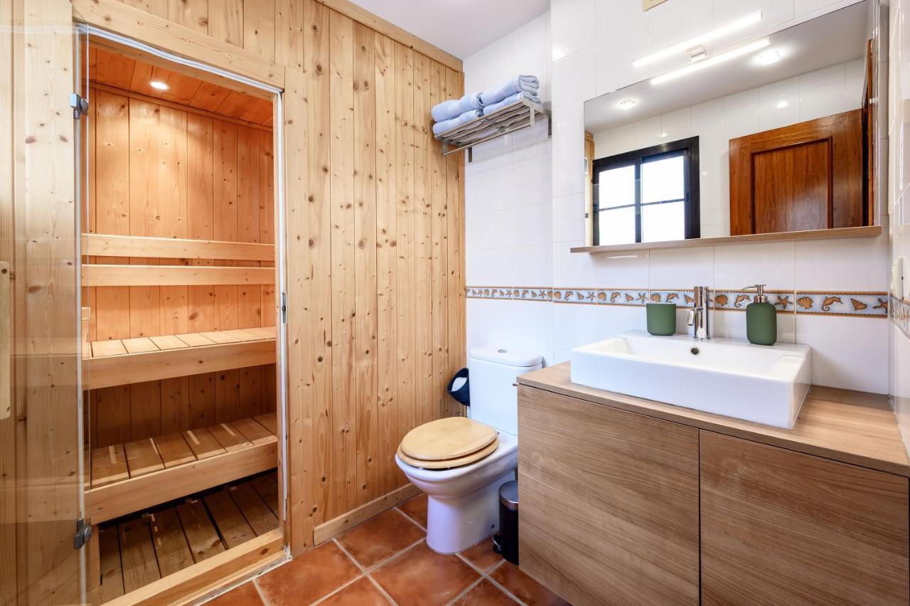 Sauna, 3 Bedroom Apartment By 10Tosea Fuengirola Exterior photo