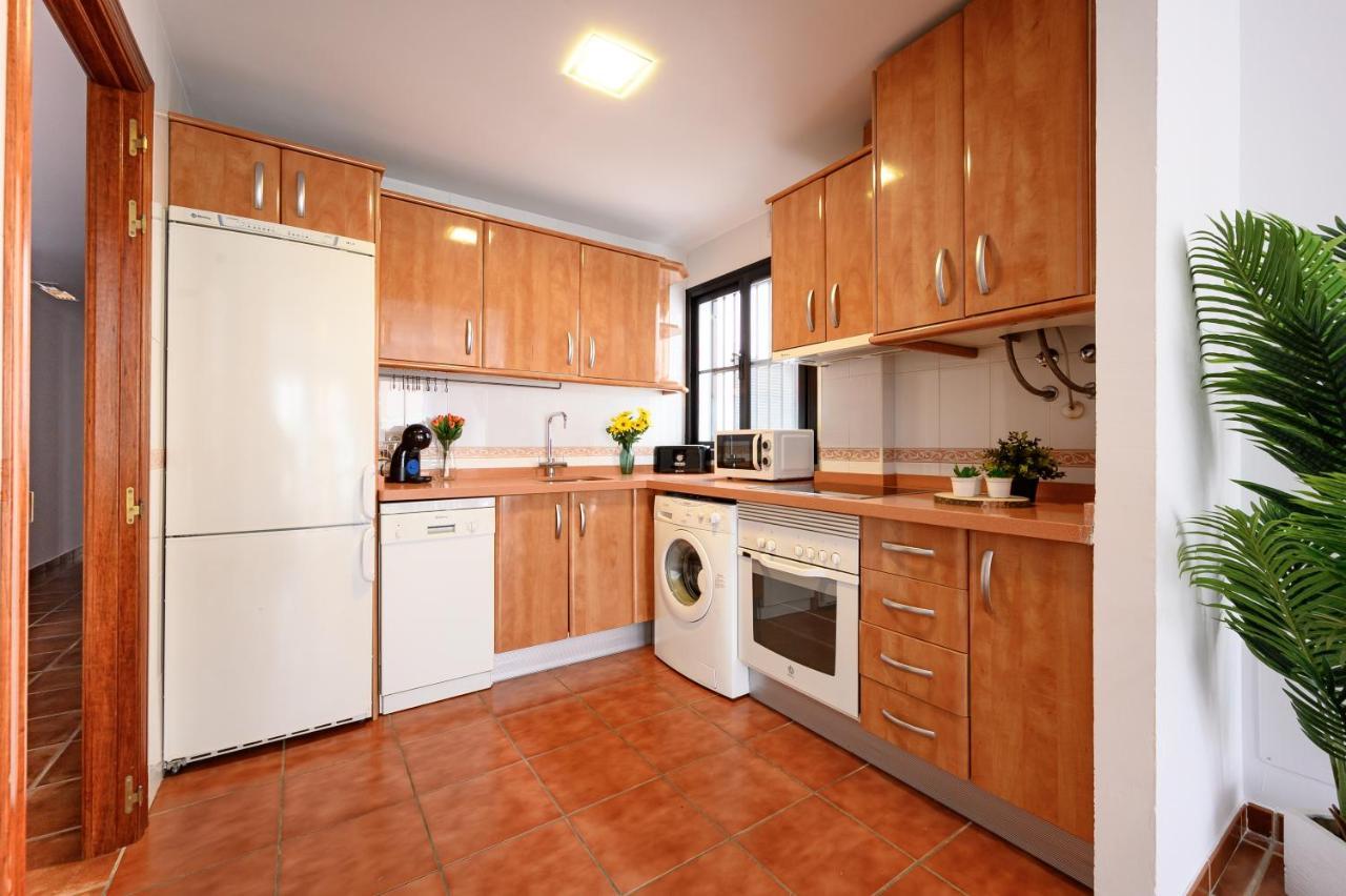 Sauna, 3 Bedroom Apartment By 10Tosea Fuengirola Exterior photo